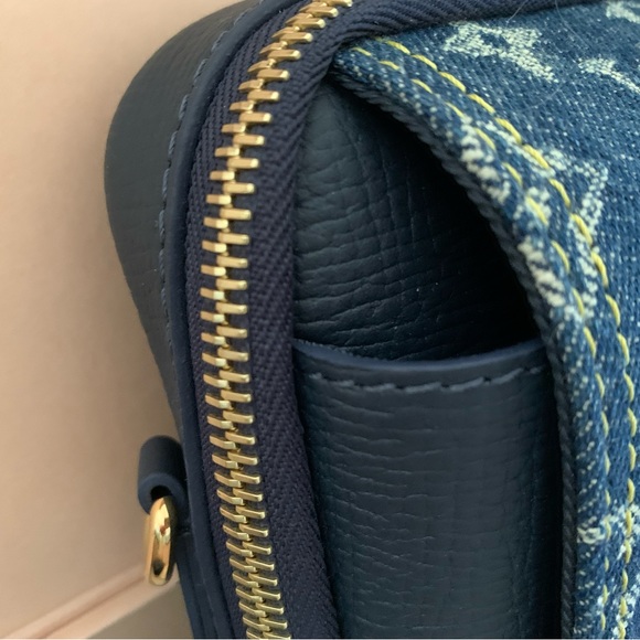 NWT Louis Vuitton Denim & Leather Double Phone Pouch - Picture 14 of 16